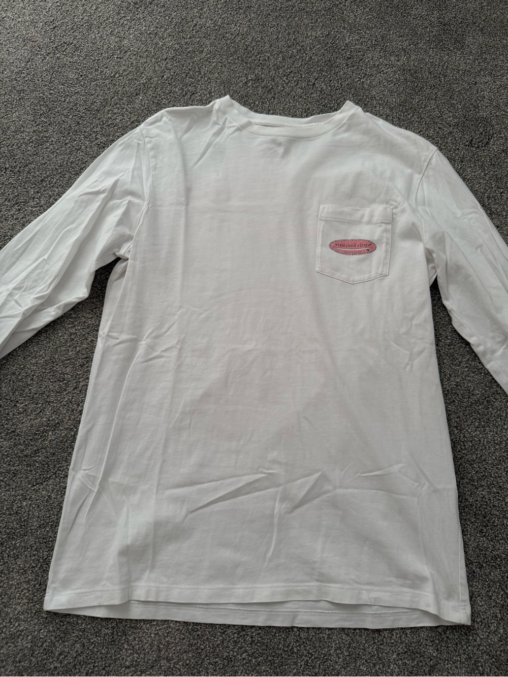 Vineyard Vines White Long-Sleeve Pocket Tee with Pink Logo
